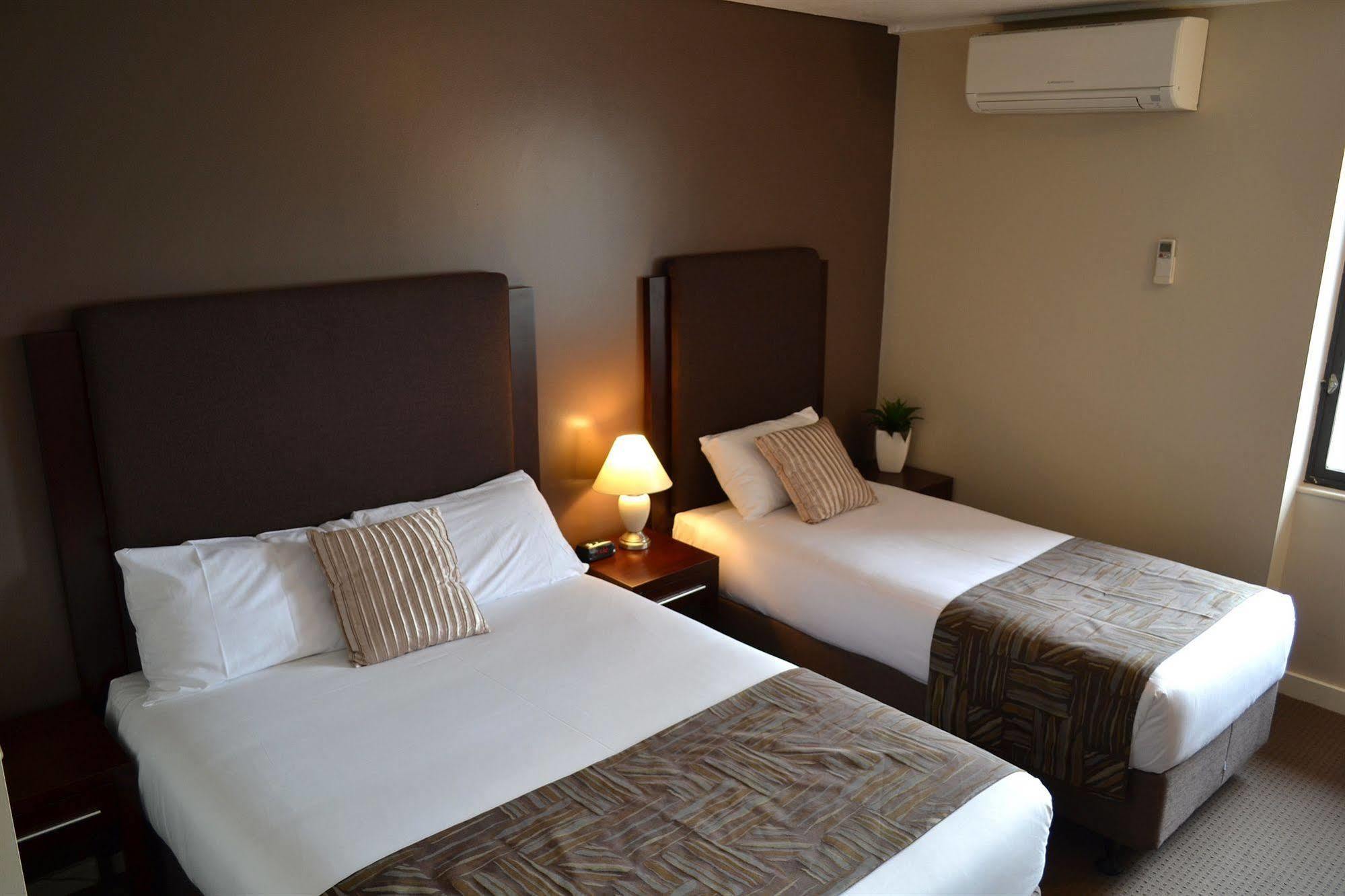Madison Plaza Townsville Exterior photo